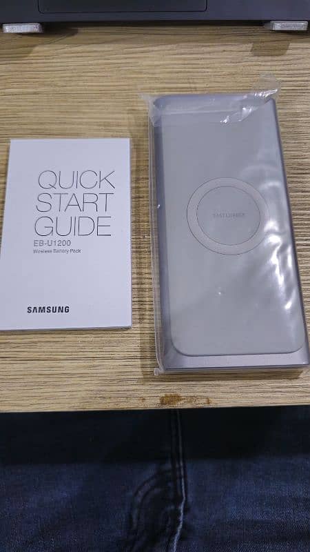 Samsung Wireless Fast Charging Power Bank 10000 MAH 1