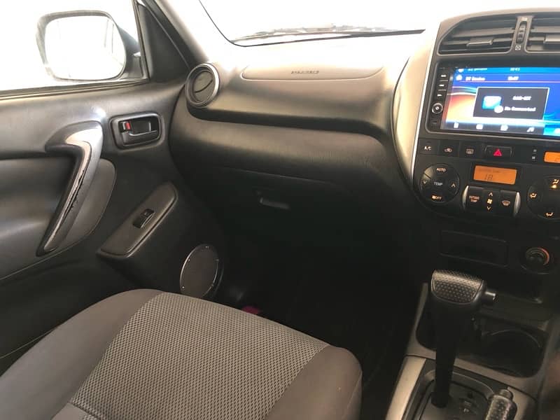 Toyota Rav4 2004 7