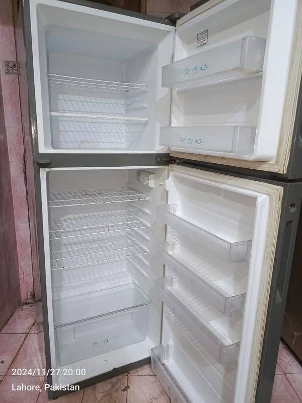 Haier fridge good condition  no fault 4