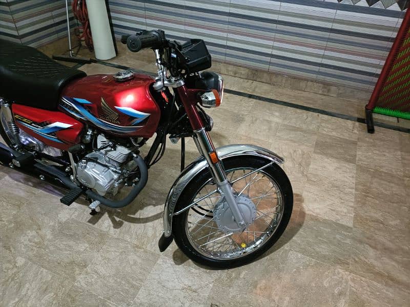 HONDA 125 CG 2024 3