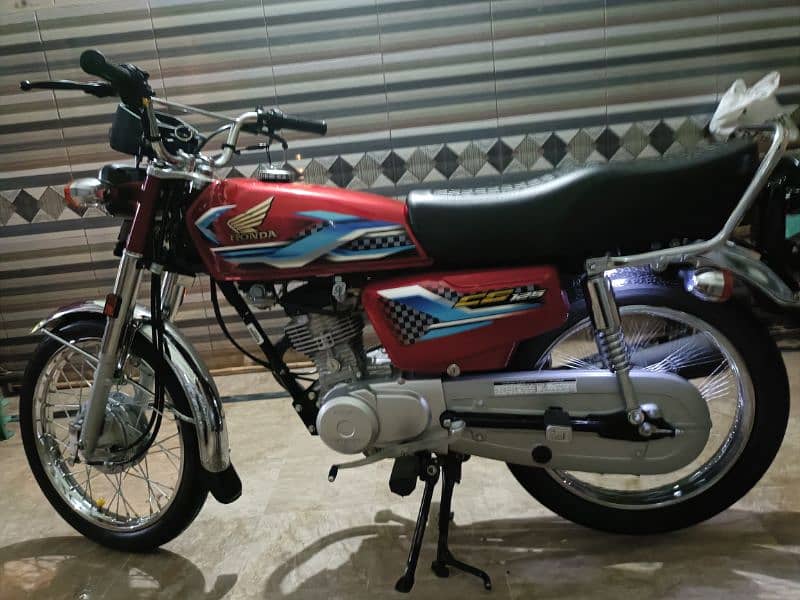 HONDA 125 CG 2024 5