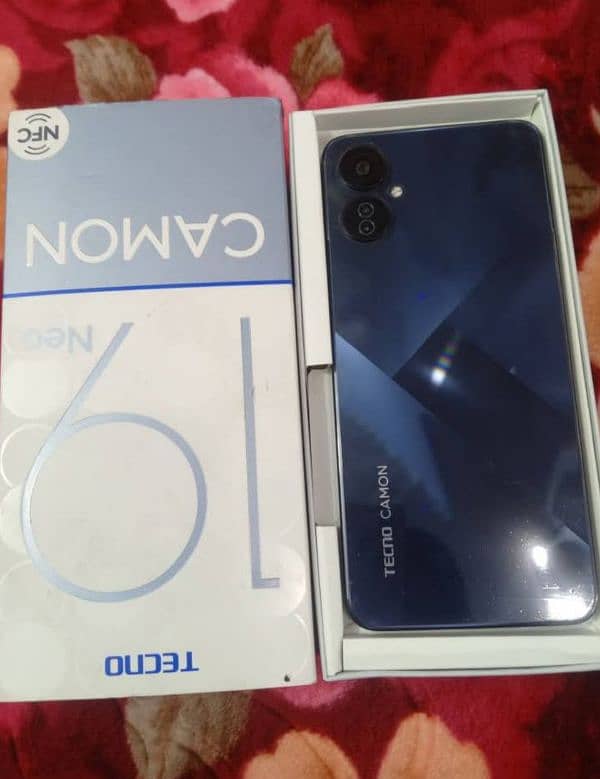 Tecno camon 19  6/128 0