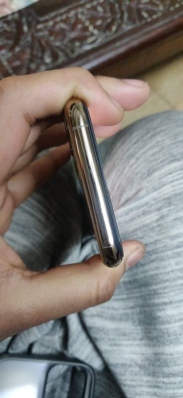 IPhone 11pro PTA APROVED 10/10 condition 2