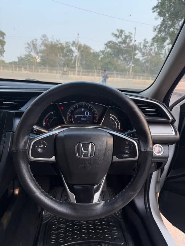 Honda Civic Oriel 2018 UG 9