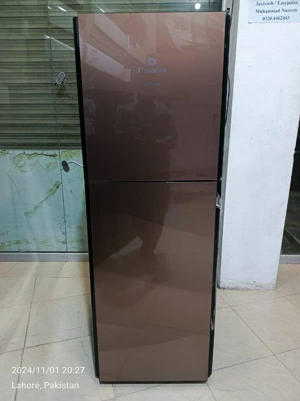 Dawlance fridge smal size good condition good working total original 2