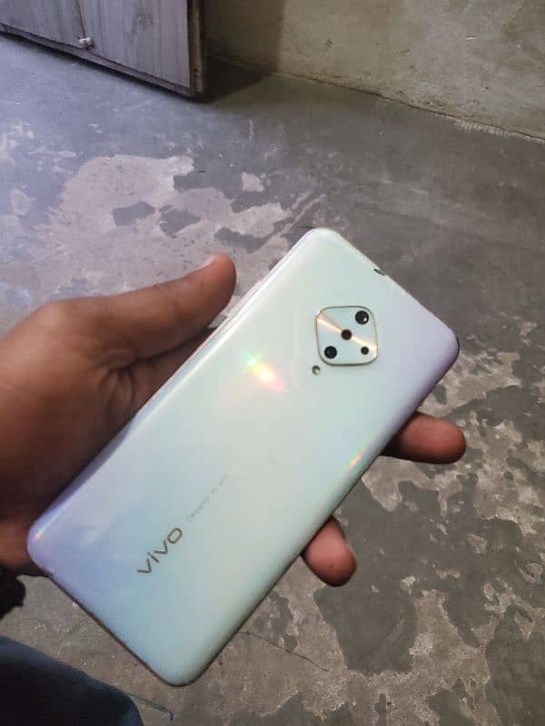 vivo s 1 pro 1