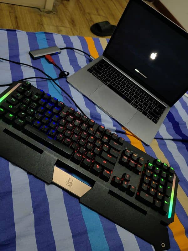 Bloody Mechanical Gaming Keyboard 0