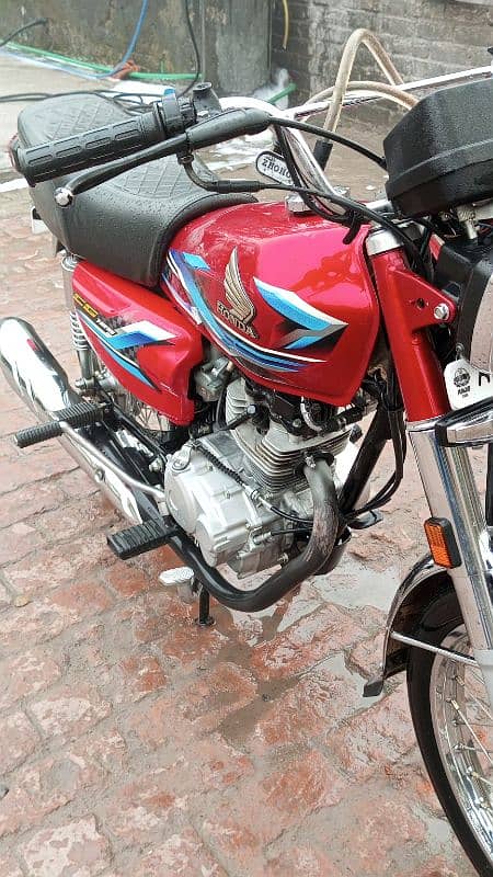 Honda CG 125 model 2023 /24 1