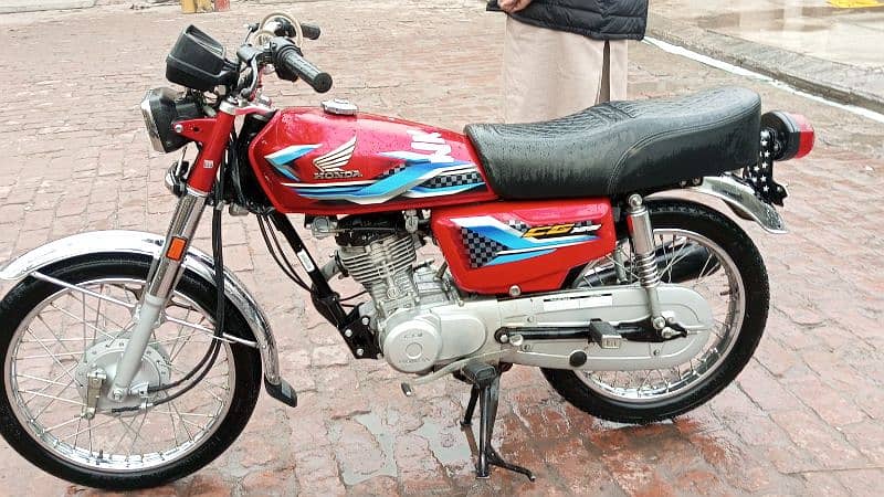 Honda CG 125 model 2023 /24 7