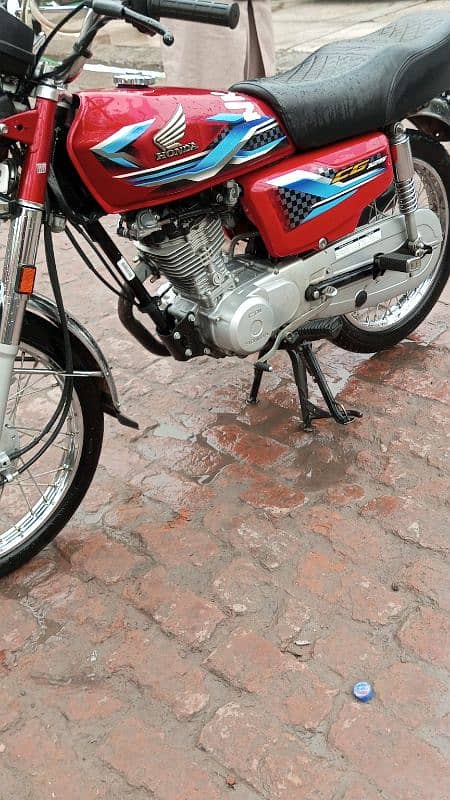 Honda CG 125 model 2023 /24 9