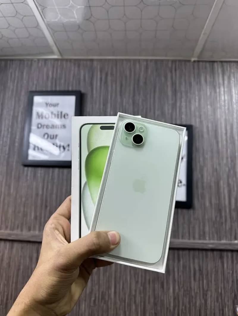 Apple iPhone 15 plus 0