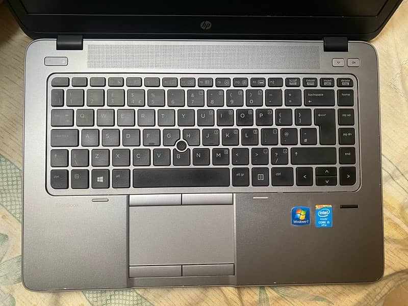 hp Elitebook 840 core i3 5th Gen 7