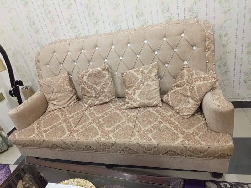 5 seater sofa 0