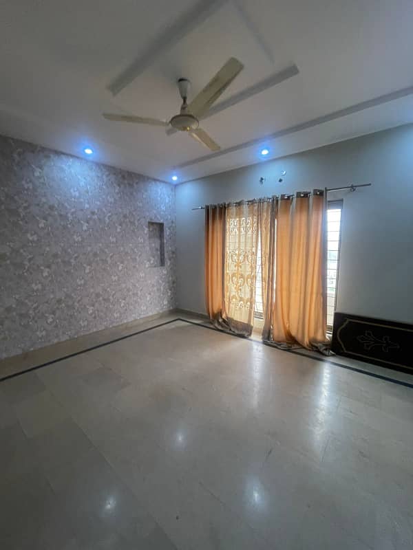 Affordable 10 Marla Use House For sale in A block For Sale 19