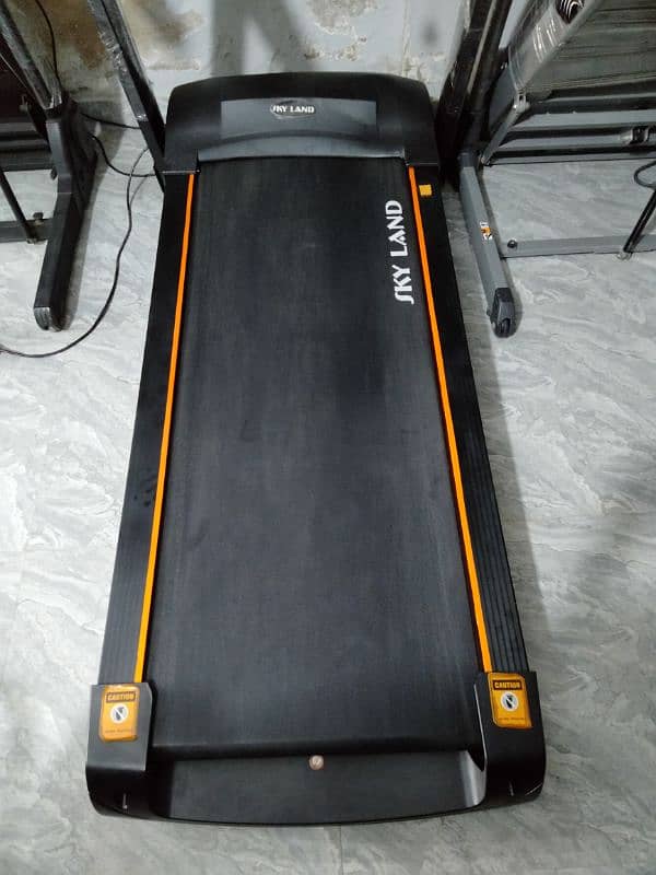 SLIGHTLY USED TREADMILLS ARE AVAILABLE STARTING PRICE 45000 TO 180K. . ! 7