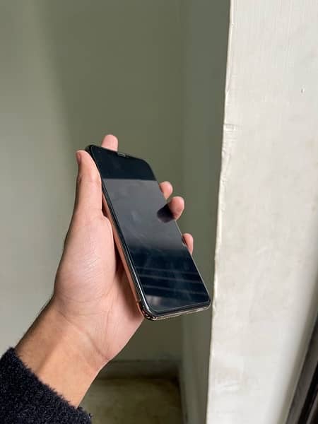 iphone xsmax pta 256gb 8