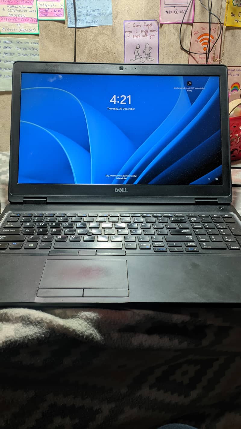 Dell latitude 5580 8/256 0