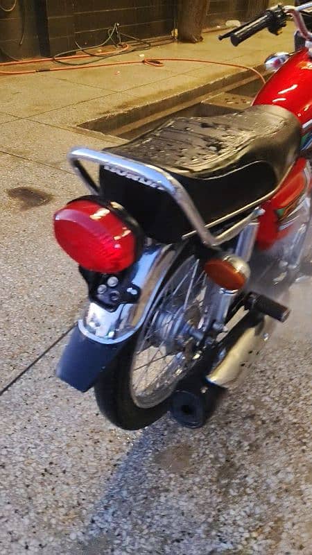 honda 125 byke for sale 0