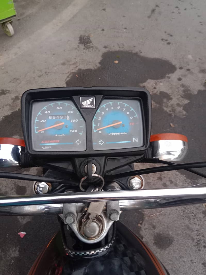 Honda CG 125 2018 4