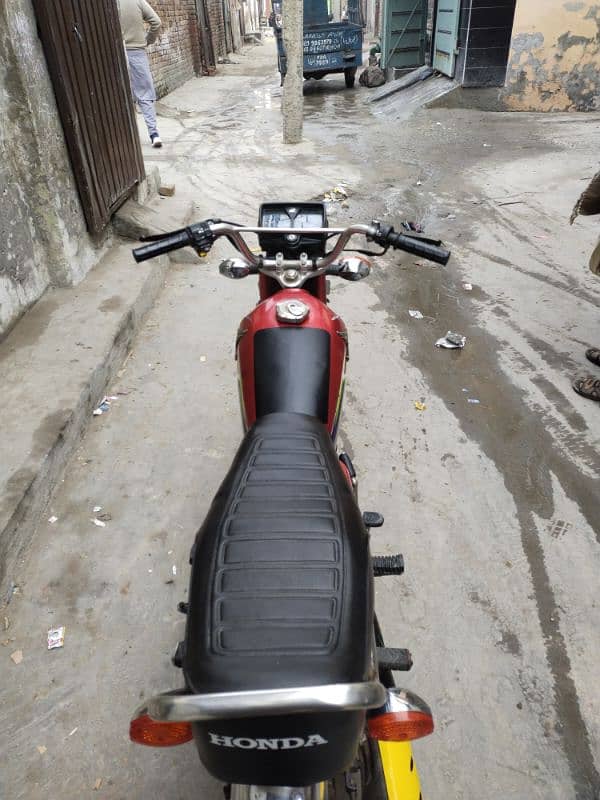 Honda 125 cc 2018 model complete document my number 03007947808 0