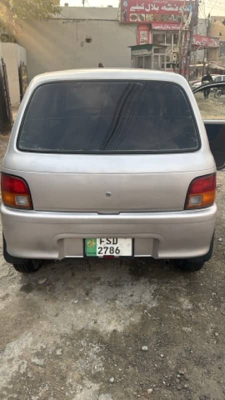 Daihatsu Cuore 2004 4