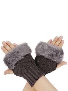 Stylish Women's Fingerless Gloves