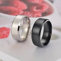 Black and Silver Two-Ring Set – Timeless Elegance and Modern Style