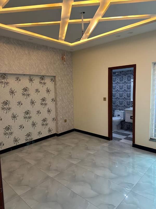 5 Marla Investor Rate House Available for Sale in Park View City Lahore - Ideal Location Near Main Road, Commercial Areas, Park, Mosque, and Zoo 6