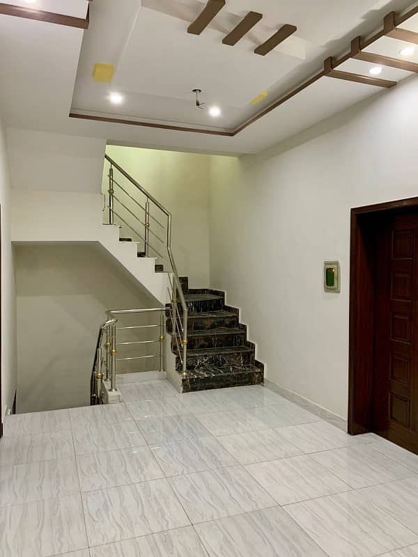 5 Marla Brand NewSolid construction Luxury Ideal Location House For Sale in Park View City Lahore 31