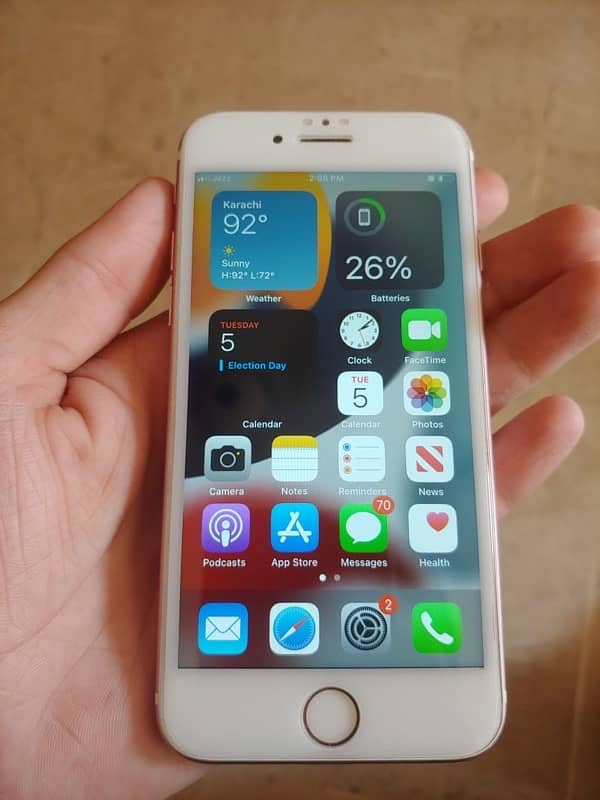 i phone 7 32GB (pta approved) 0