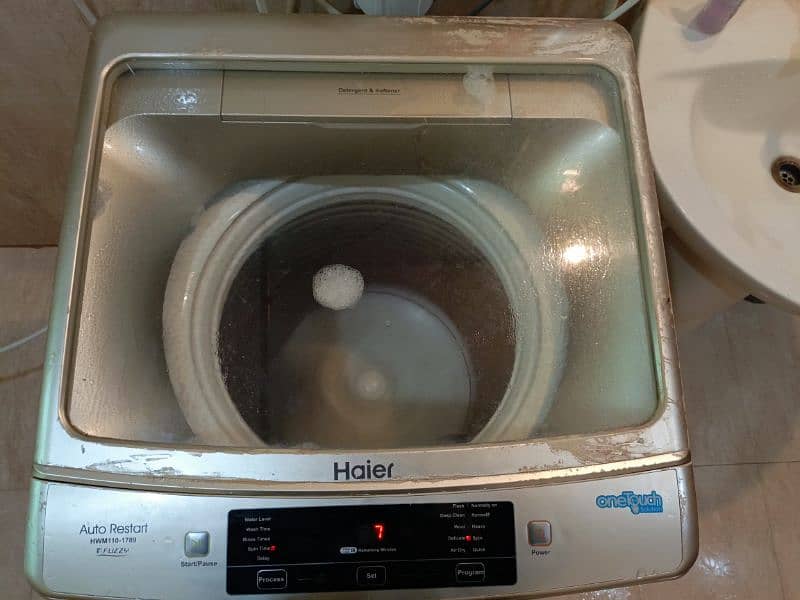 Haier Fully Automatic Washing 3