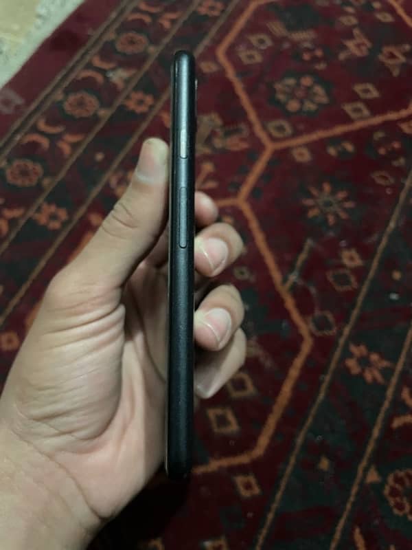 google pixel 5 Black  :) 5