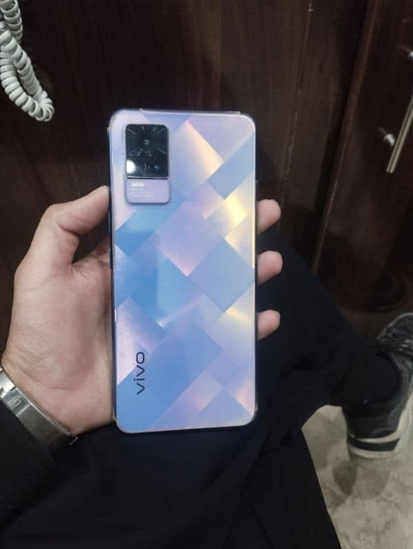 vivo V21E 1