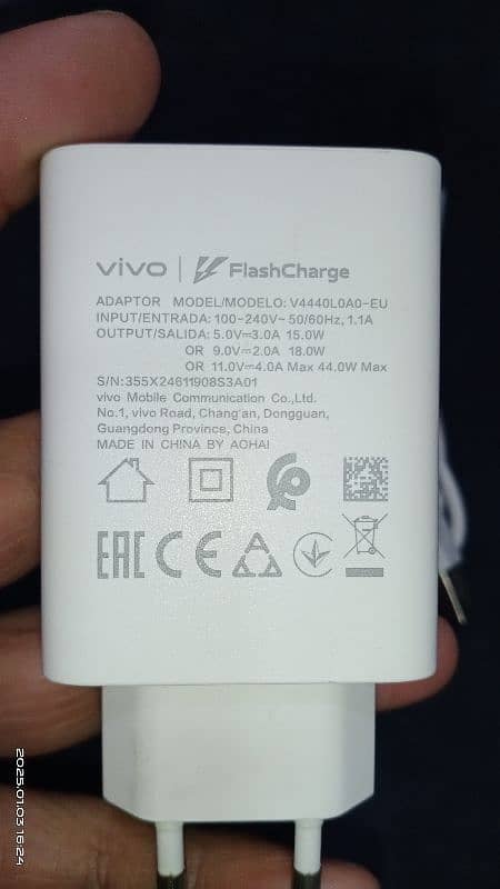 VIVO 44 Watt Original Flash Charger 2