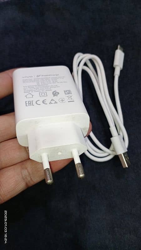 VIVO 44 Watt Original Flash Charger 3