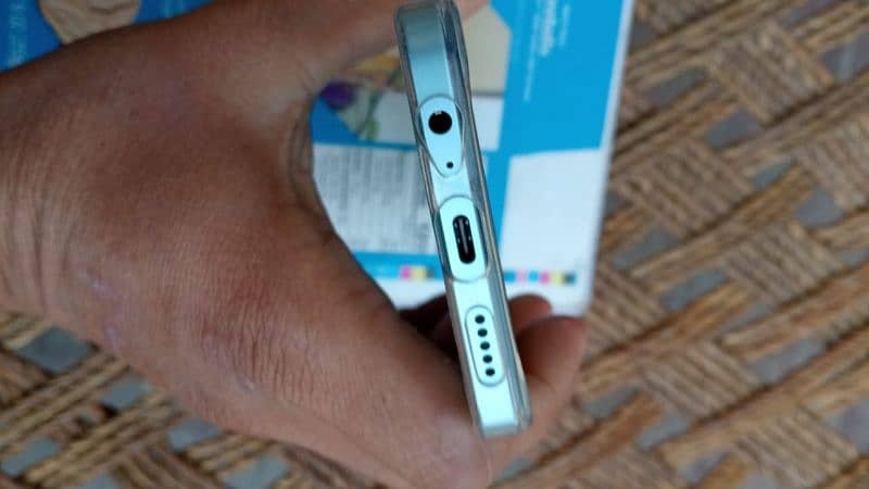 vivo y19s 4gb 128gb condition 10 by 10 3