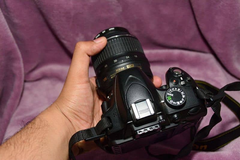 New condition Nikon D3200 with Kit lens 2