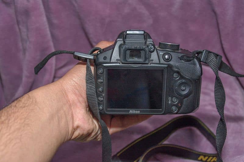 New condition Nikon D3200 with Kit lens 3