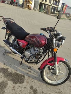 Suzuki Gs 150 SE 2018 model