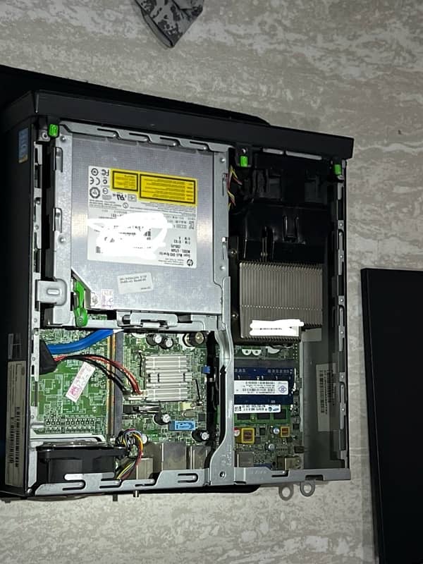 HP PC Elitedesk 800 G1 i-3 1