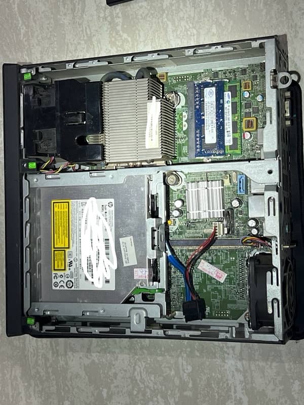 HP PC Elitedesk 800 G1 i-3 2