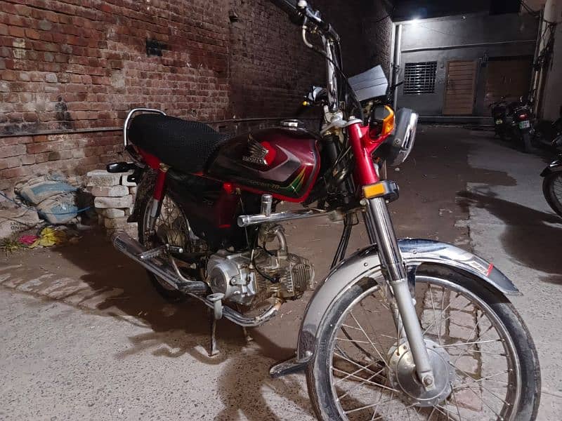 Honda CD 70 2022 Model 5