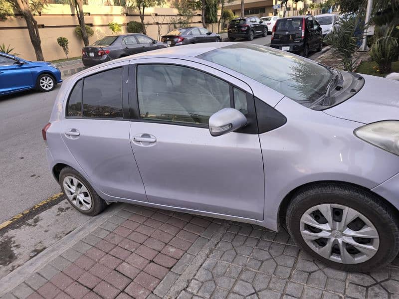 Toyota Vitz 2009 2