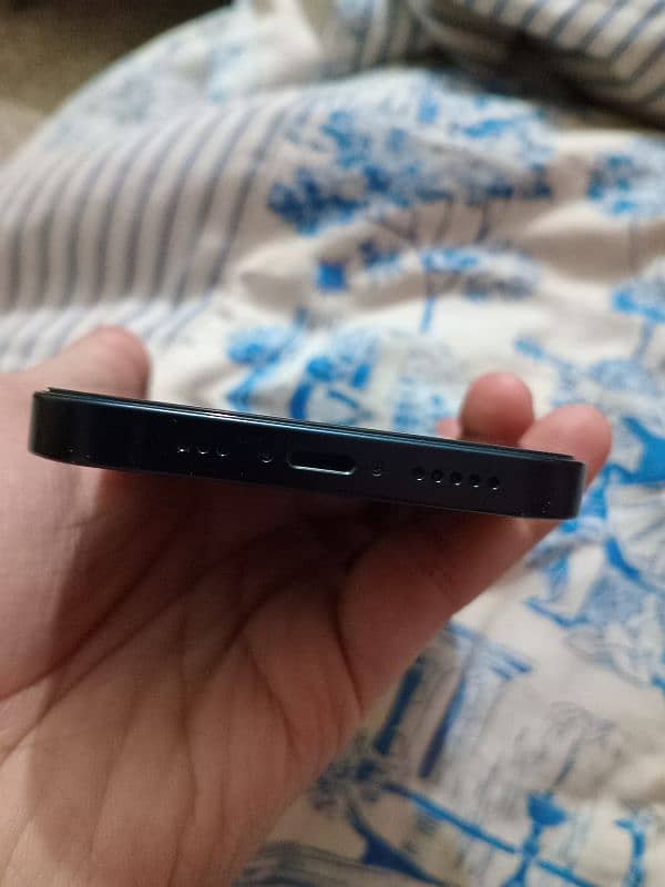 iPhone 13 for sale urgent 5