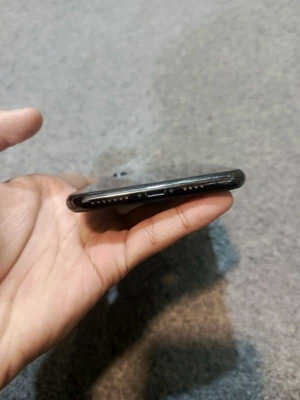 iphone xs max pta approved 3