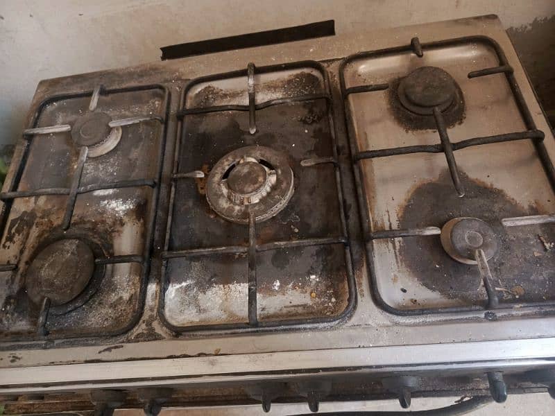 Kitchen Stove with Oven 0