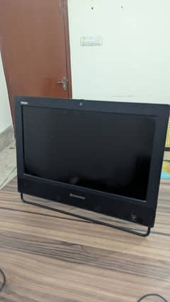 Lenovo 19"All in one Led i3