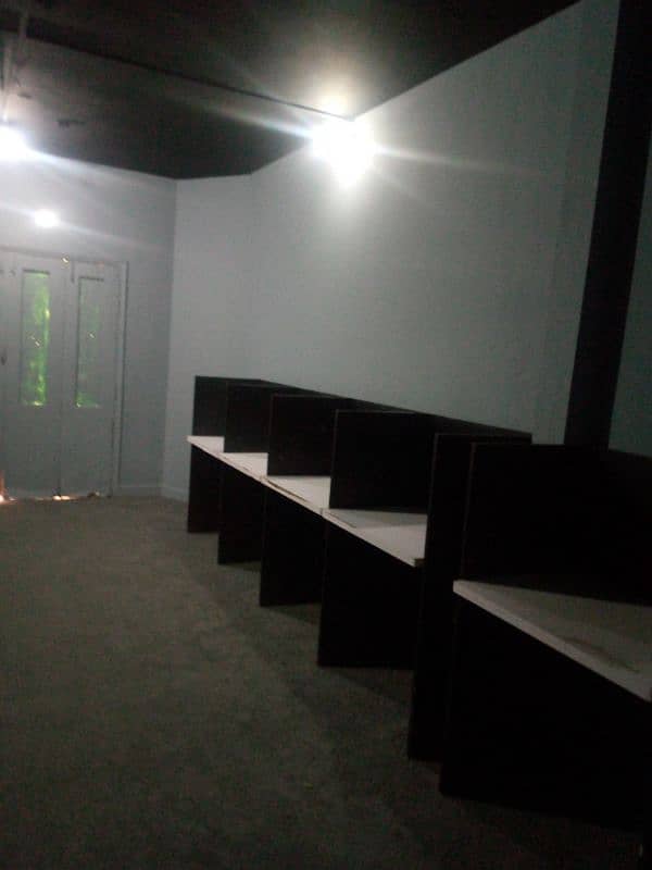 furnished room available for call center software houses etc 5