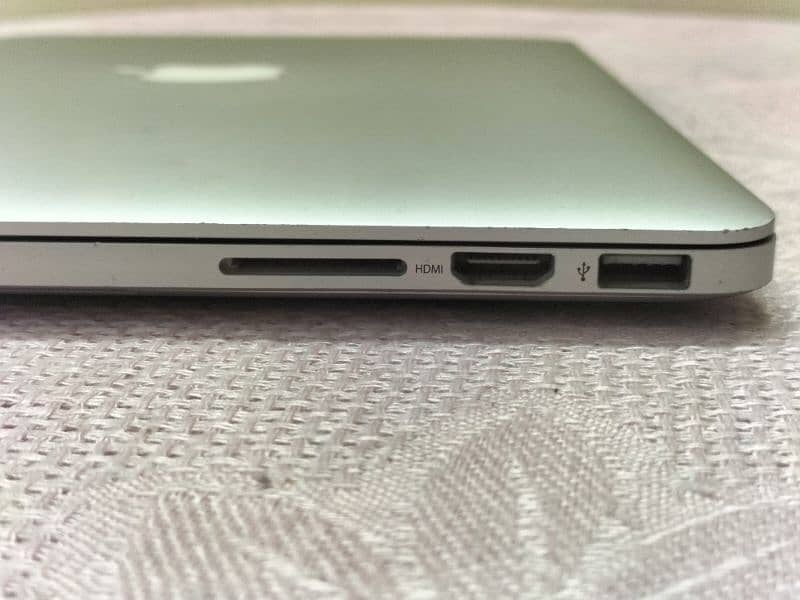 macbook pro mid 2014 ratina 8gb 128gb 6