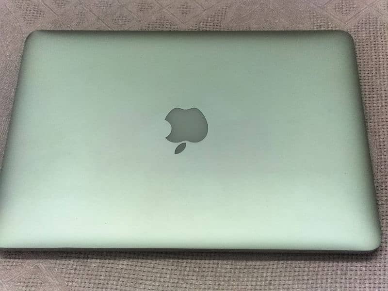 macbook pro mid 2014 ratina 8gb 128gb 7